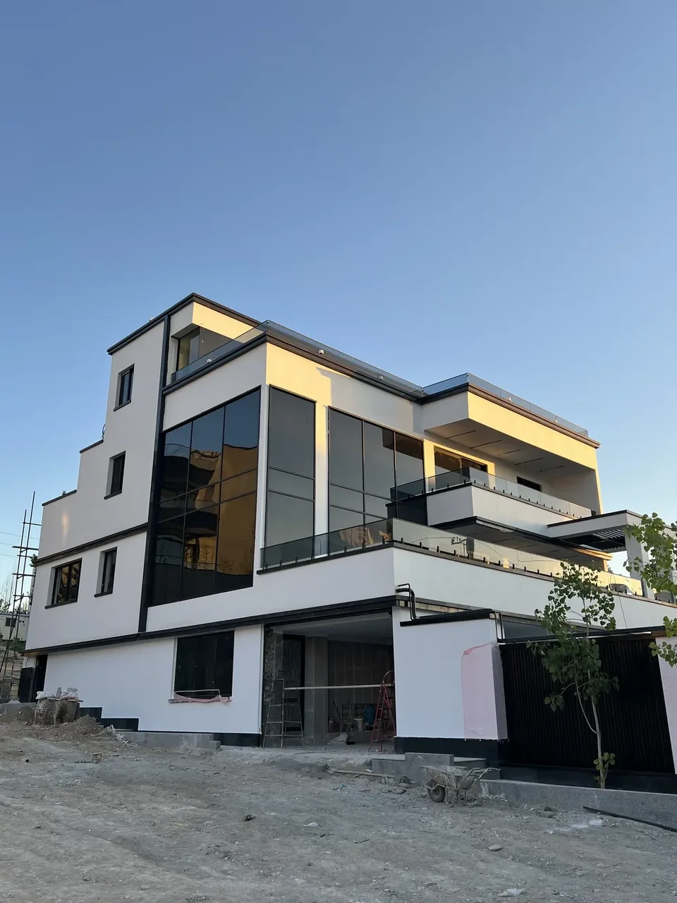 پنجره ی آلومینیوم و upvc تهران پنجره 2