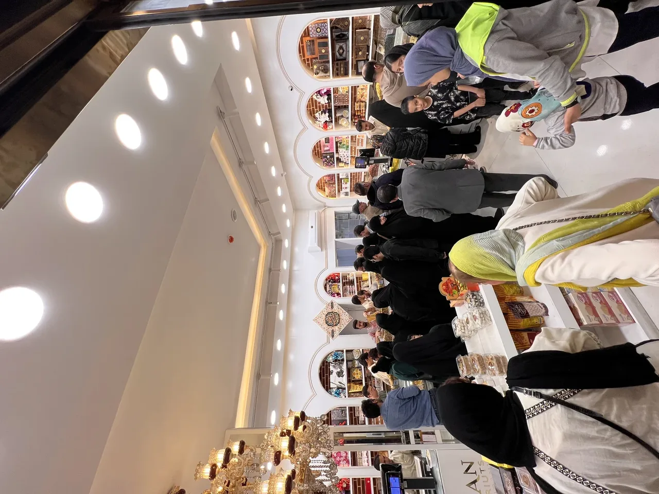 اجیل و خشکبار حدادیان 3
