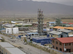 Hallalpouyan arak