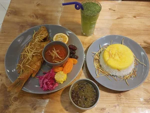 دیزی سرا چایخانه لاهیجان 2