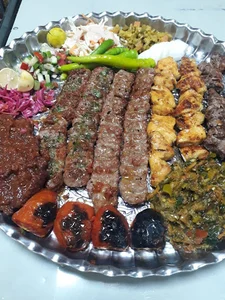 رستوران ایران زمین