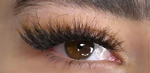 کاشت مژه نازی آباد زهرا اسکندری