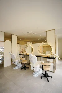 Meta Beauty lounge | متا بیوتی لانژ