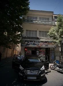 لوکس اسپرت و شیشه اتومبیل مهر آباد