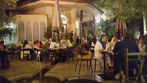 کافه رستوران چای بار