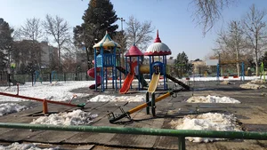 زمین بازی کودکان