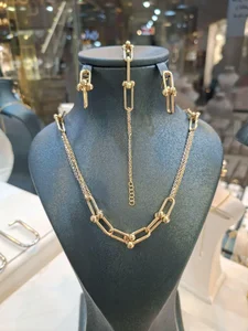 گالری طلای مهرا 2