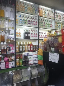 عطاری گل سرخ