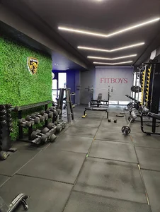 باشگاه ورزشی fit boys