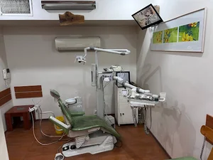 دکتر علی عقیلی | جراح - دندانپزشک