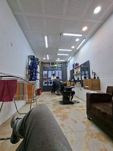 ونوس پیرایش (مهدی صحنه )