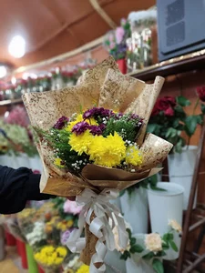 گل فروشی نادری