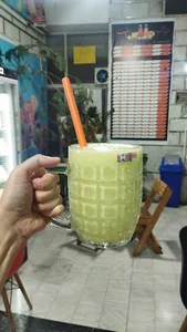 آبمیوه و بستنی لاهیجان