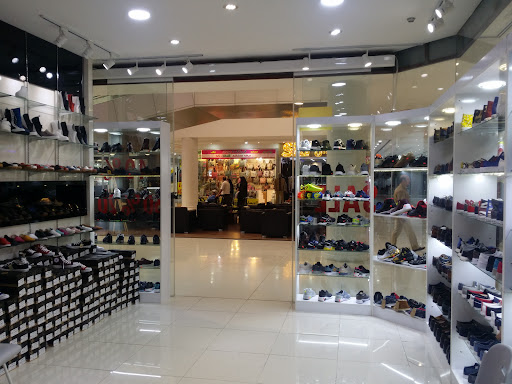 کفش فروشی نارینا