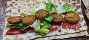 کافه فست فود عادل 5