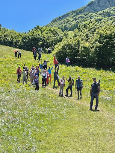 باشگاه کوهنوردی و طبیعتگردی همای البرز