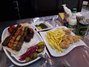 رستوران زیتون لبنان