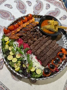 رستوران البرز 4