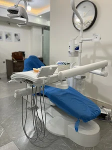 مطب دندانپزشکی دکتر سیاوش حاتمی