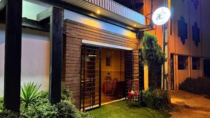 cafe at