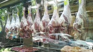 سوپرگوشت عباس آباد