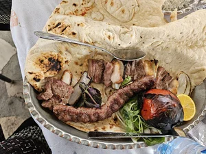 رستوران سنتی نابره