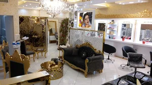 عروس سرای لاریسا