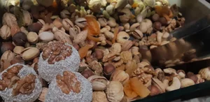 آجیل و خشکبار ناب اصل 4