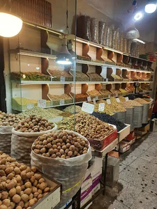 فروشگاه عظیم الله بیگی
