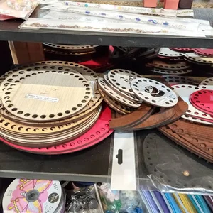 خرازی و کاموا فروشی مهر آفرین