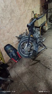 موتور سیکلت پرویز ابیش زاده