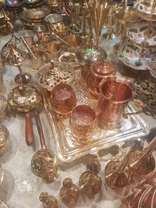 فروشگاه صنايع دستي بزرگي