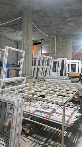 کارگاه در و پنجره دوجداره، مدرن upvc گلستان(آقای کُر)