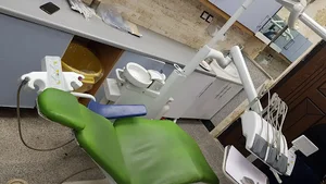 دندانپزشکی دکتر صالح دهمرده