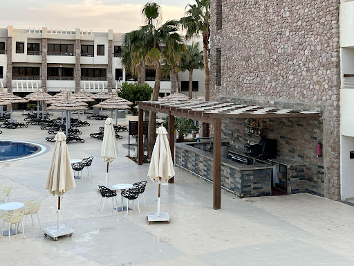 Palms Bar