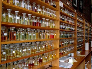 اقیانوس عطر ادکلن خان