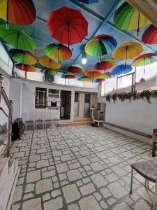 آموزشگاه زبان دخترانه سخنور