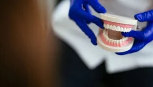 دکتر علی قمری