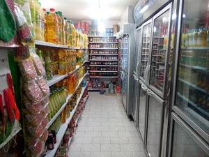 هایپر مارکت درخشان