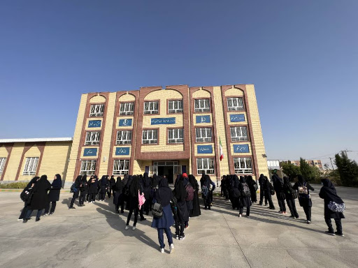 دبیرستان حبل المتین