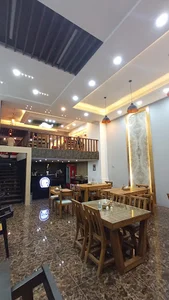 کافه رستوران مایان