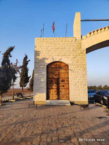 بوابة الرمثا