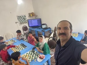 باشگاه شطرنج بزرگمهر 4