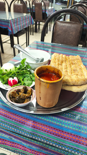 دیزی سرای نادر