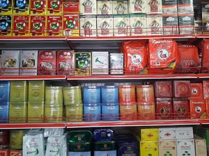 لوکس مارکت هخامنش