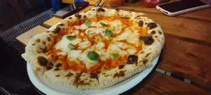 Beat pizza بیت پیتزا 2