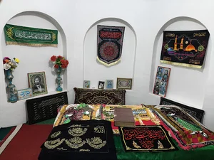 امام زاده زکریا لاویج
