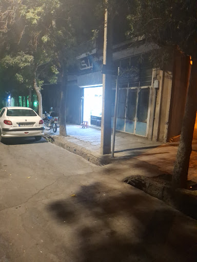 آرایشگاه بلک