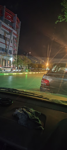 میوه و سبزی فروشی سه راه حسین آباد
