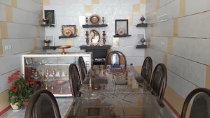 آموزشگاه و فروشگاه صنایع دستی و نقاشی